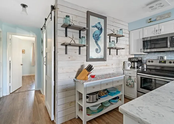Holiday home Charming 1-bedroom At Raffles Perfect Retreat In North Ocean